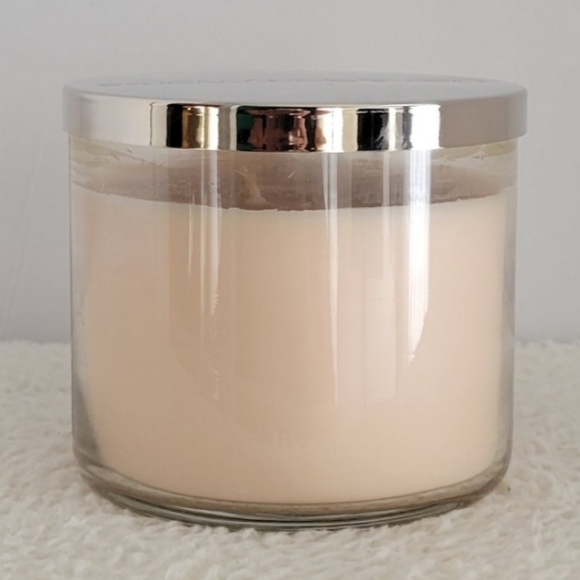 ⭕️SOLD⭕Bath & Body Works Sleigh Rides Snuggles Country Apple Mist Coconut Candle - Picture 7 of 8